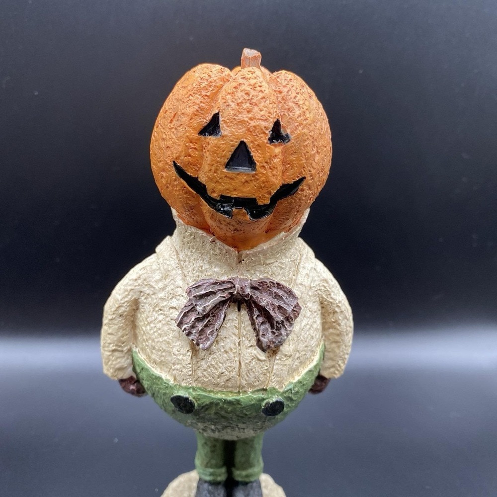 Vintage 80s 90s Halloween Pumpkin Head Man with Bow Tie Folk Primitive - Picture 2 of 5